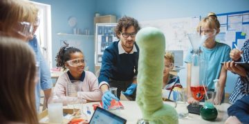 New Initiatives to Improve STEM Education in US Schools - Cover Image