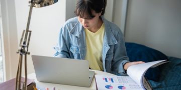Understanding Your US Student Loan Options and Repayment Plans - Cover Image
