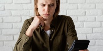Avoid These 7 Common Personal Finance Mistakes in the US - Cover Image