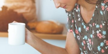 Save Money on Groceries: Personal Finance Tips for US Residents - Cover Image