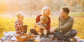 Personal Finance Tips: Saving on Entertainment for US Residents - Cover Image
