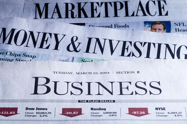 Value Investing 2025: Find Undervalued Stocks for 10% Growth