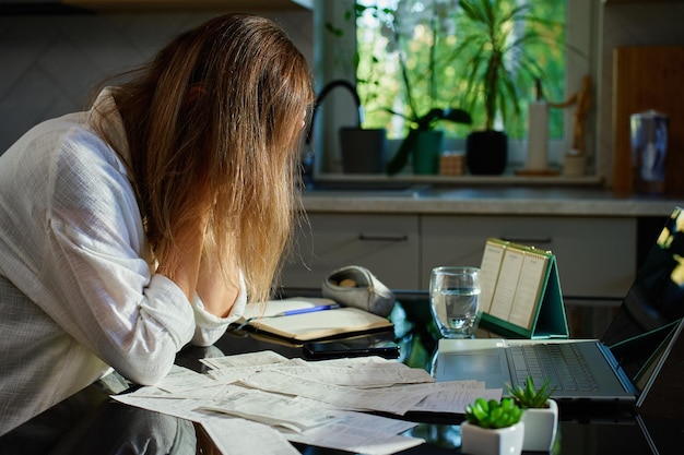 Employee Benefits and Taxes: Your Guide to Minimizing Tax Burden
